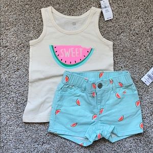 Gap Toddler Girls Watermelon shorts and tank, 2T